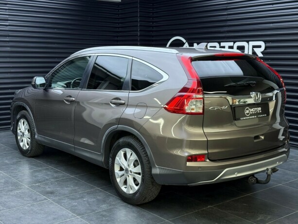 honda-cr-v-bensin-2016-big-2