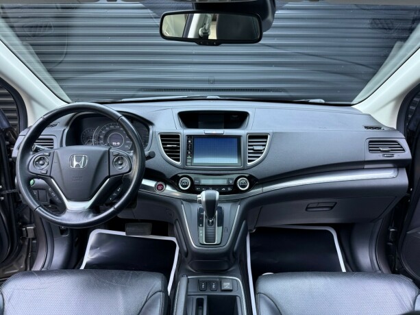 honda-cr-v-bensin-2016-big-10
