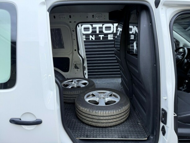 volkswagen-caddy-maxi-diesel-2018-big-29