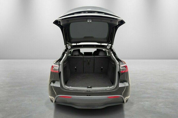 tesla-model-y-elektrisitet-2023-big-35