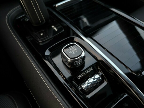 volvo-v60-plug-in-petrol-2020-big-26