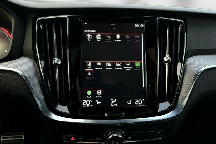 volvo-v60-plug-in-petrol-2020-big-35