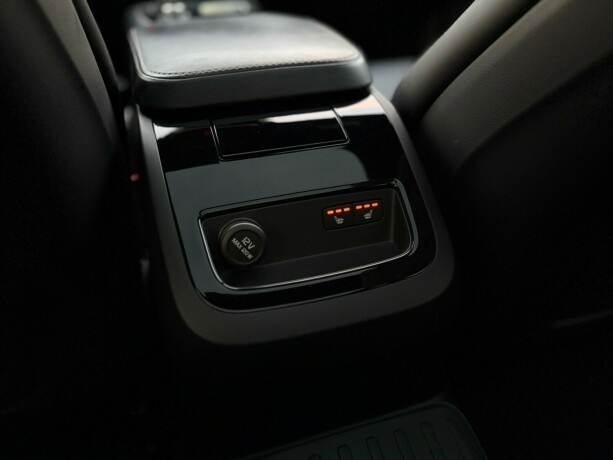 volvo-v60-plug-in-petrol-2020-big-24