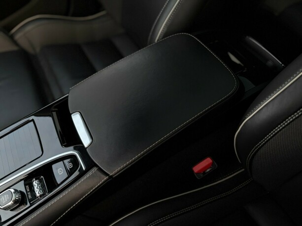 volvo-v60-plug-in-petrol-2020-big-22