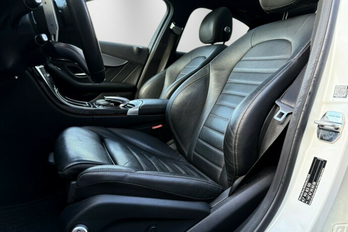 mercedes-benz-c-klasse-bensin-2014-big-12