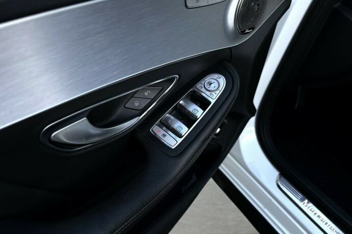 mercedes-benz-c-klasse-bensin-2014-big-11