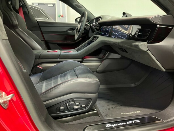 porsche-taycan-sport-turismo-elektrisitet-2022-big-32