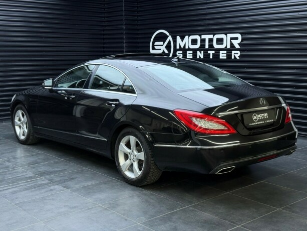 mercedes-benz-cls-diesel-2013-big-1