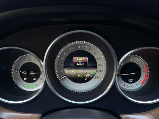 mercedes-benz-cls-diesel-2013-big-17