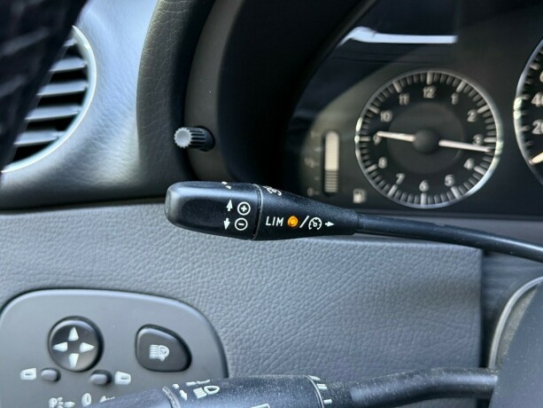 mercedes-benz-clk-bensin-2007-big-16