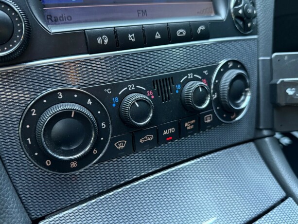 mercedes-benz-clk-bensin-2007-big-19