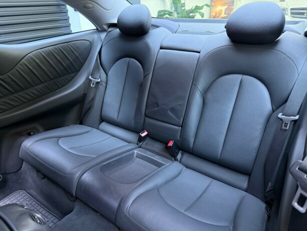 mercedes-benz-clk-bensin-2007-big-24