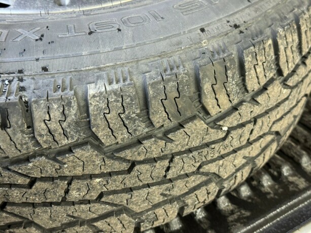 toyota-hilux-diesel-2012-big-32