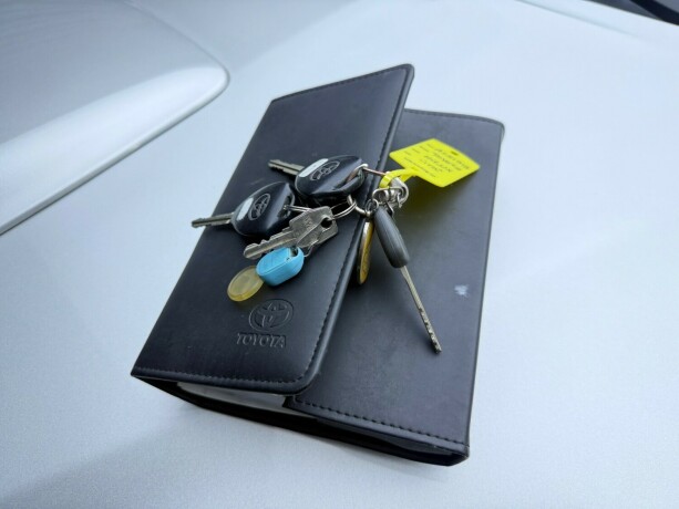 toyota-hilux-diesel-2012-big-33