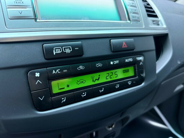 toyota-hilux-diesel-2012-big-21