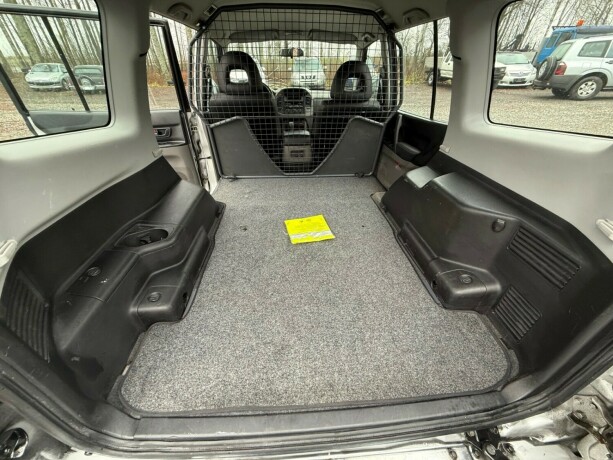 mitsubishi-pajero-bensin-2001-big-24