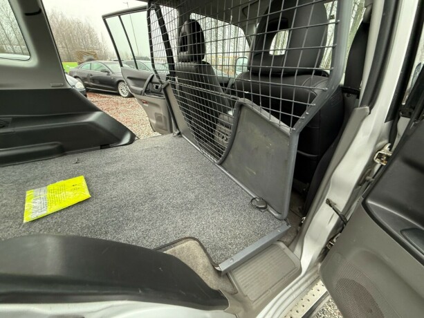 mitsubishi-pajero-bensin-2001-big-34