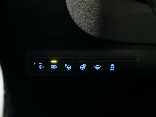 toyota-corolla-elektrisitetbensin-2021-big-17