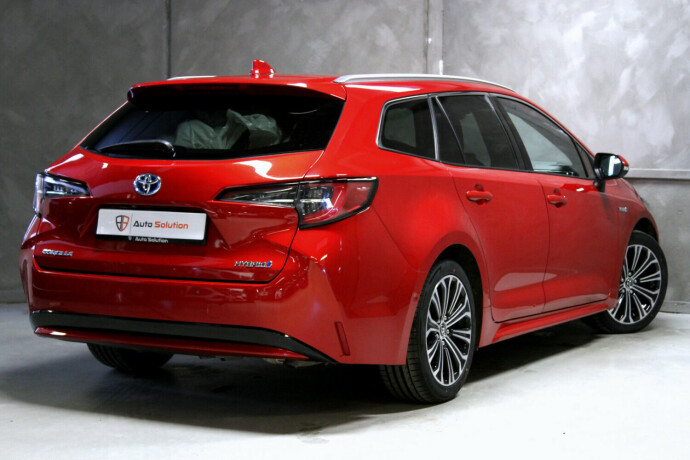 toyota-corolla-elektrisitetbensin-2021-big-1