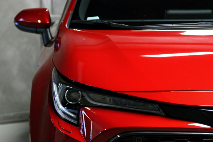 toyota-corolla-elektrisitetbensin-2021-big-25