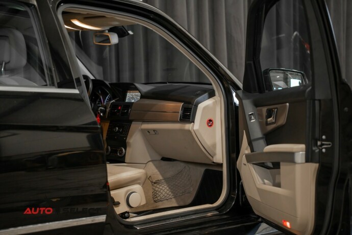 mercedes-benz-glk-diesel-2010-big-17