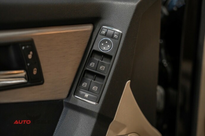 mercedes-benz-glk-diesel-2010-big-22