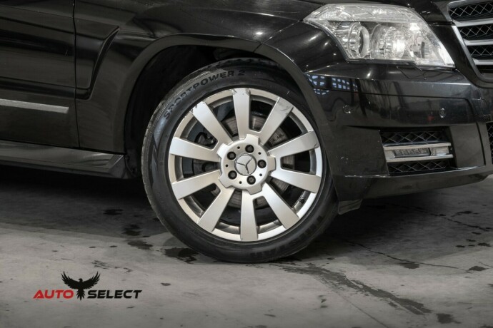 mercedes-benz-glk-diesel-2010-big-2