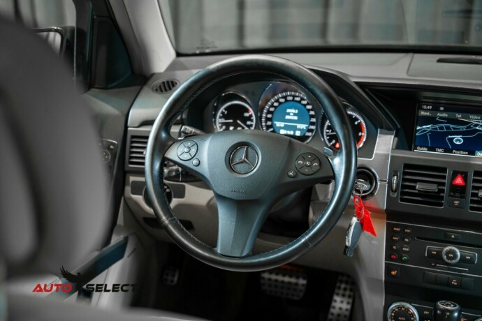 mercedes-benz-glk-diesel-2010-big-28