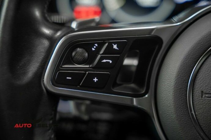 porsche-cayenne-coupe-elektrisitetbensin-2023-big-39