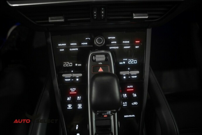 porsche-cayenne-coupe-elektrisitetbensin-2023-big-50