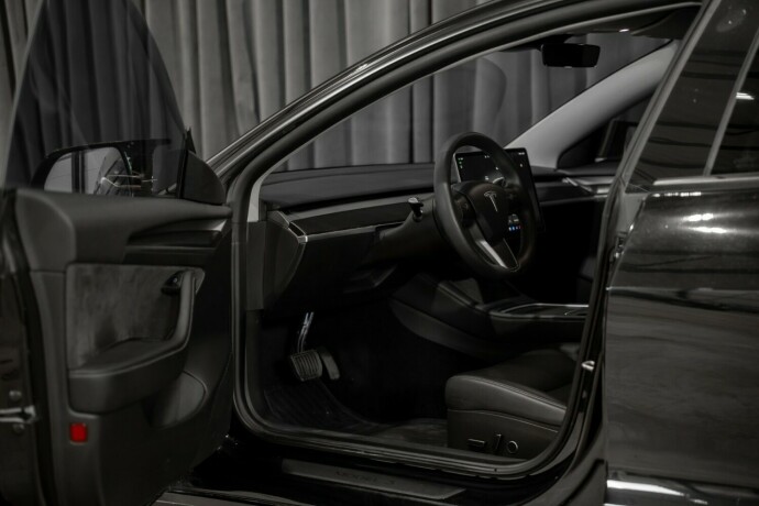 tesla-model-3-elektrisitet-2022-big-24