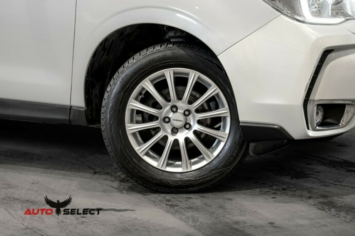 subaru-forester-bensin-2015-big-2