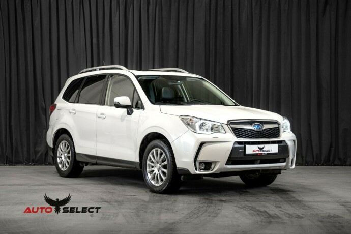 subaru-forester-bensin-2015-big-3