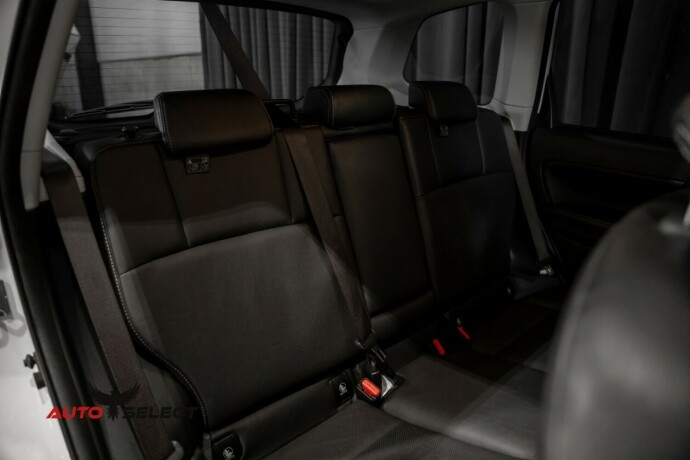 subaru-forester-bensin-2015-big-14