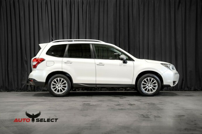 subaru-forester-bensin-2015-big-12