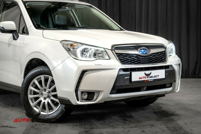 subaru-forester-bensin-2015-big-1