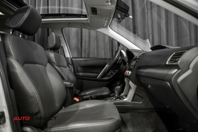 subaru-forester-bensin-2015-big-17