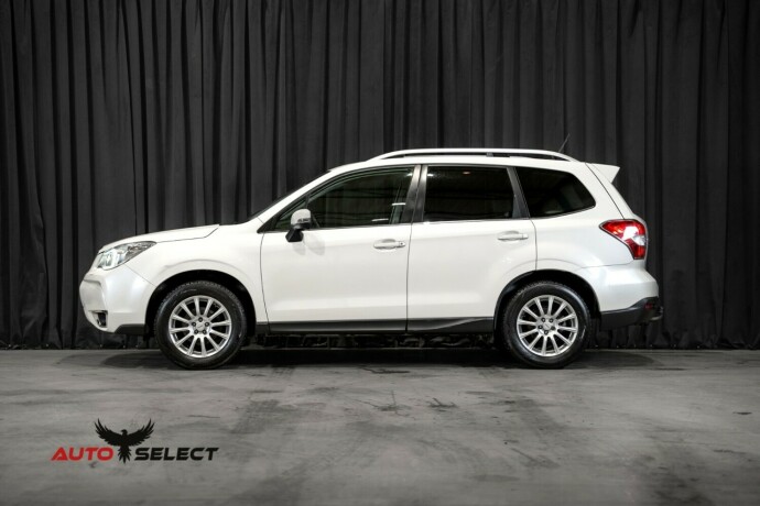 subaru-forester-bensin-2015-big-7