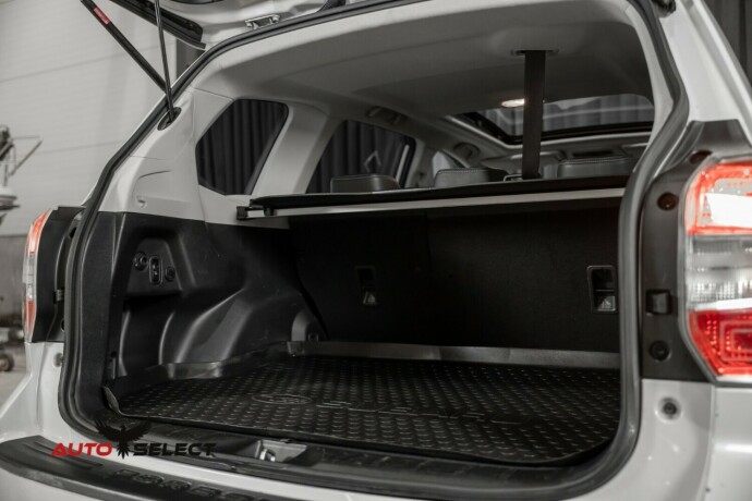 subaru-forester-bensin-2015-big-11