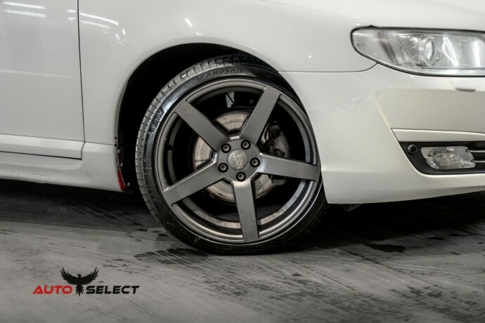 volvo-v70-diesel-2015-big-2