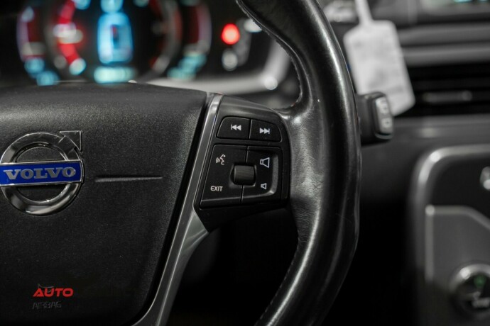 volvo-v70-diesel-2015-big-29