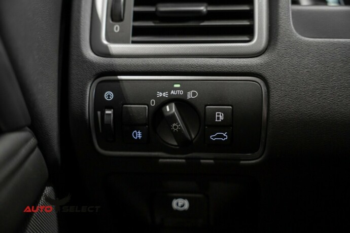 volvo-v70-diesel-2015-big-26