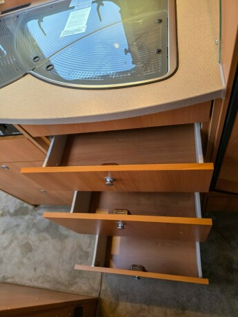 dethleffs-avantage-tilstandsrapport-diesel-2009-big-49