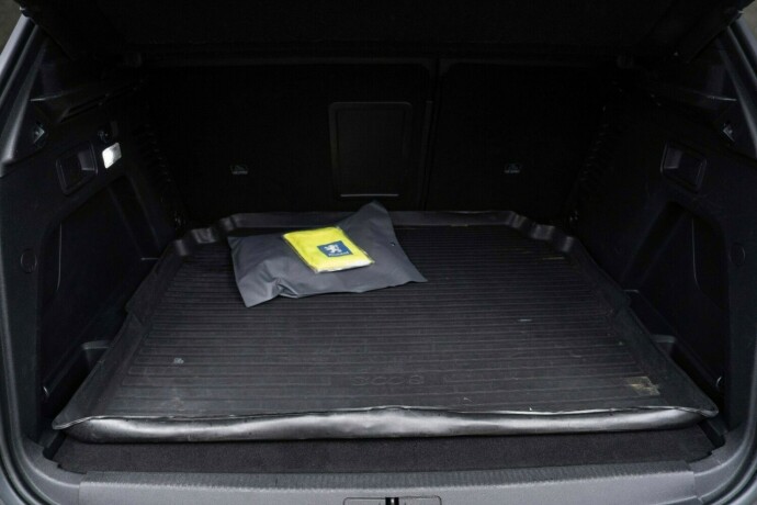 peugeot-3008-diesel-2016-big-33