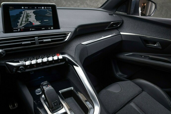 peugeot-3008-diesel-2016-big-16