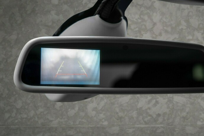 opel-vivaro-diesel-2017-big-21