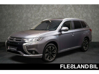 Mitsubishi | Outlander | Elektrisitet+bensin | 2016