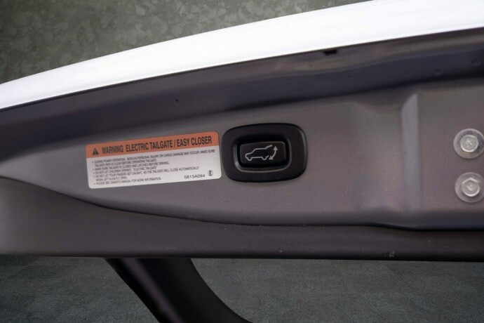 mitsubishi-outlander-elektrisitetbensin-2016-big-35