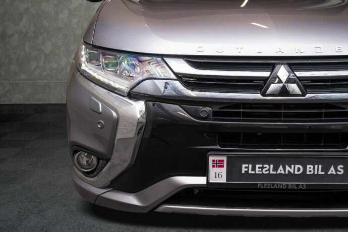 mitsubishi-outlander-elektrisitetbensin-2016-big-6