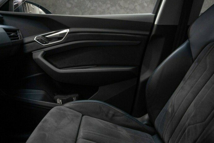 audi-e-tron-sportback-elektrisitet-2020-big-18